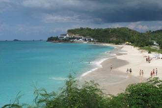 Antigua e Barbuda, praias e cores